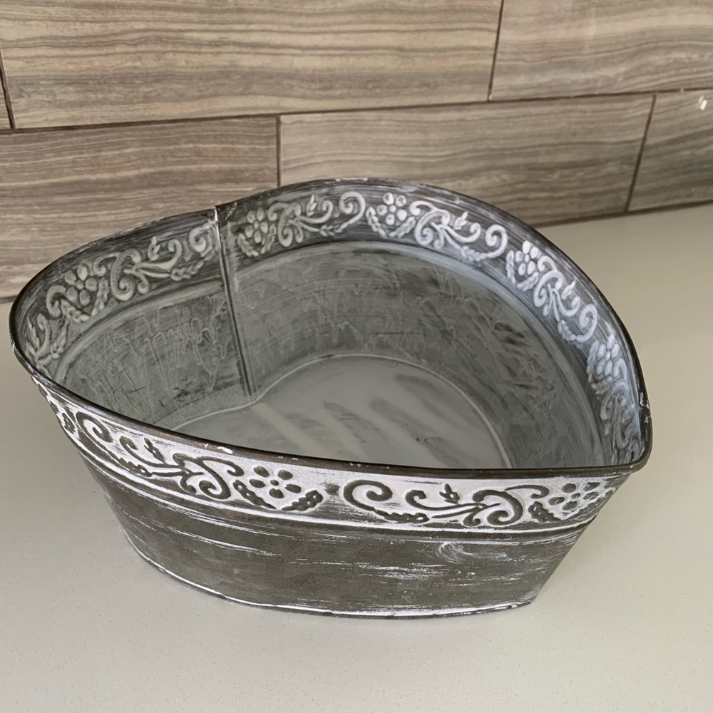 Tin Heart  Shaped Basket Lightweight
